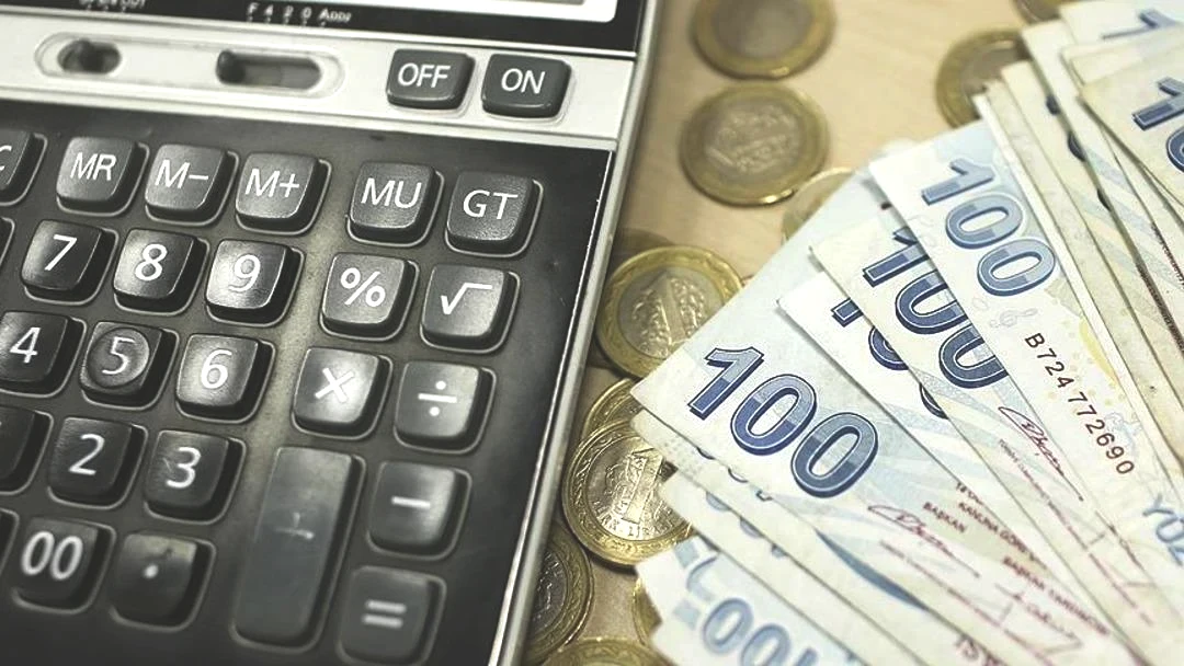 2026 asgari ücret zammı ne kadar olacak? "Aradaki fark 12 bin 877 TL" dedi, milyonları korkutan tahmin geldi 1